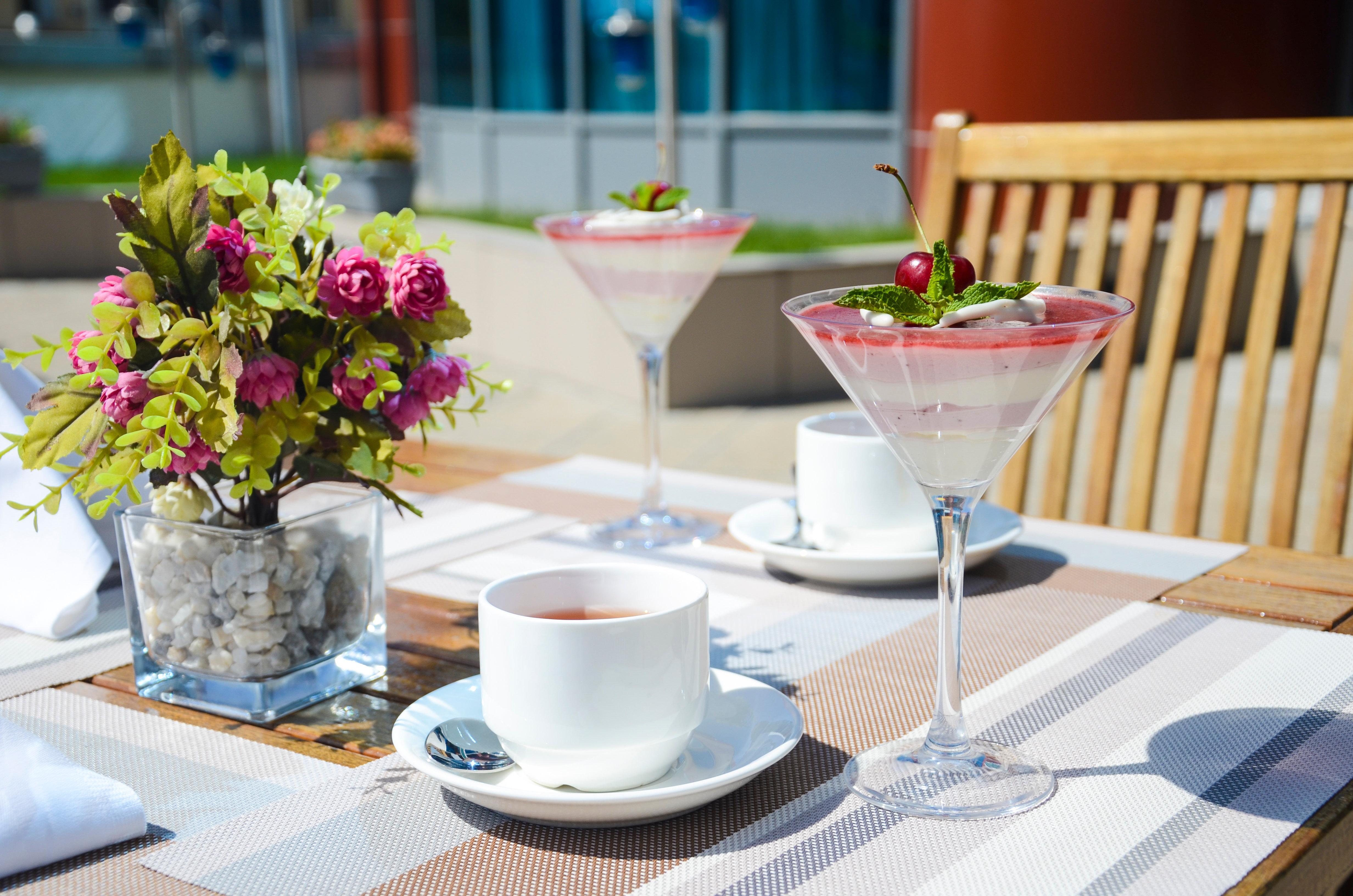 Holiday Inn Almaty By Ihg Exteriör bild
